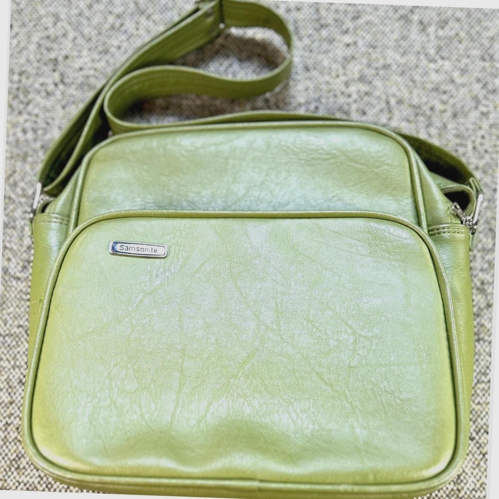 Samsonite Vintage Messenger Bag Lime Green Avocado Vinyl Shoulder Bag Unisex